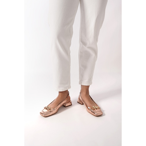 Flat slingback loafer in pink leather 